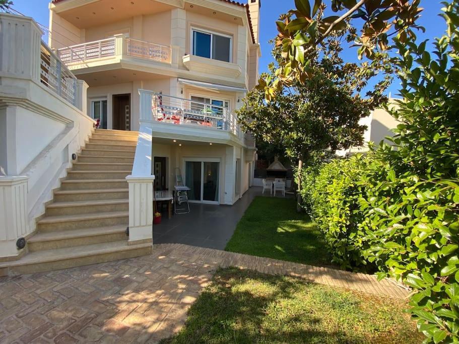 Cozy 2 Room Apartment With Garden Near Athens Air-Port アルテミダ エクステリア 写真
